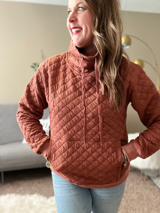 Funnel neck quilted pull over rust