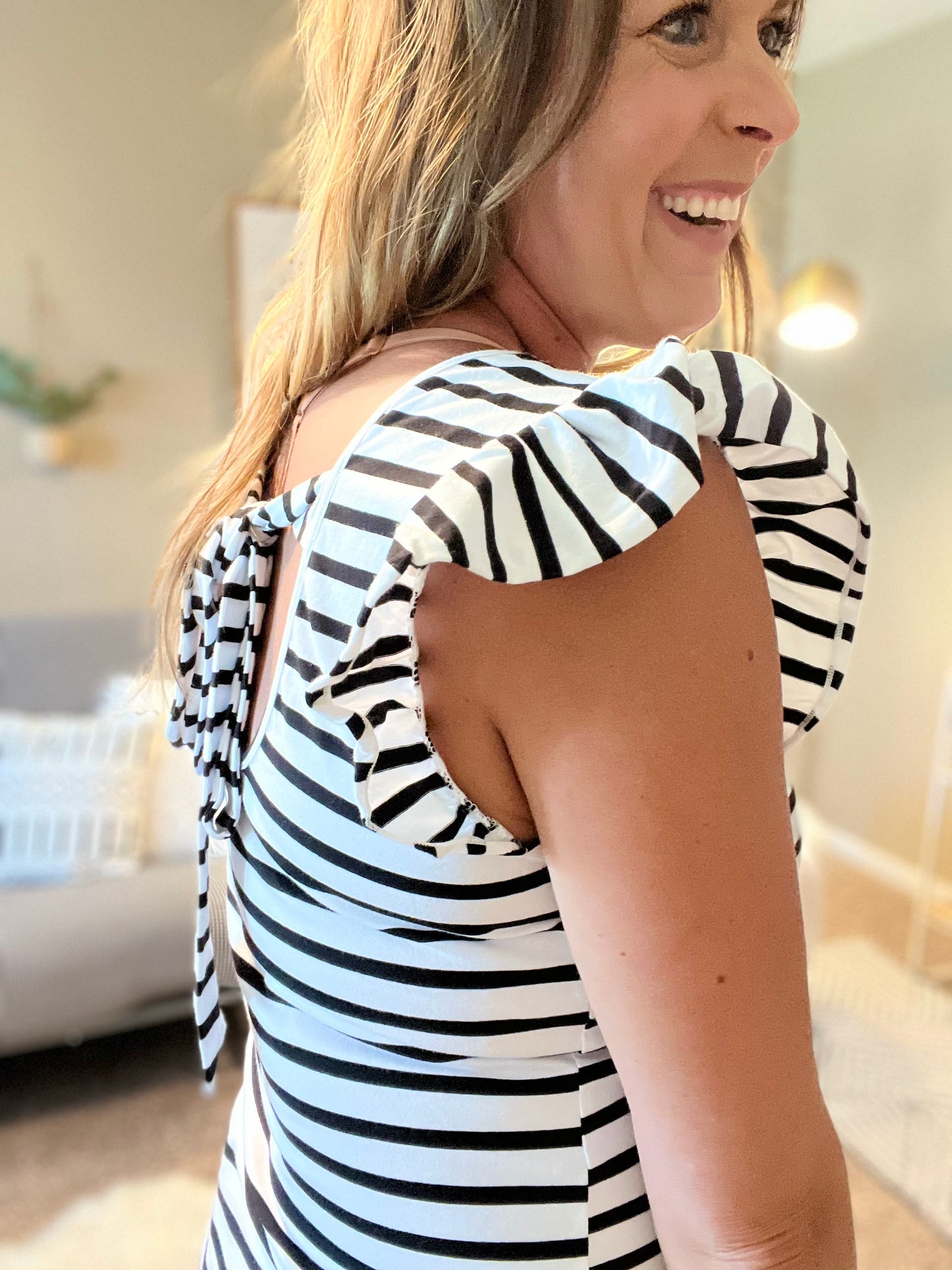 Striped butterfly sleeve with bow back