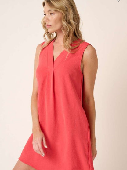 Airflow, V-neck sleeveless dress